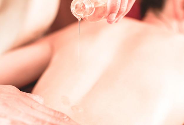 Ayurvedische Ganzkörpermassage